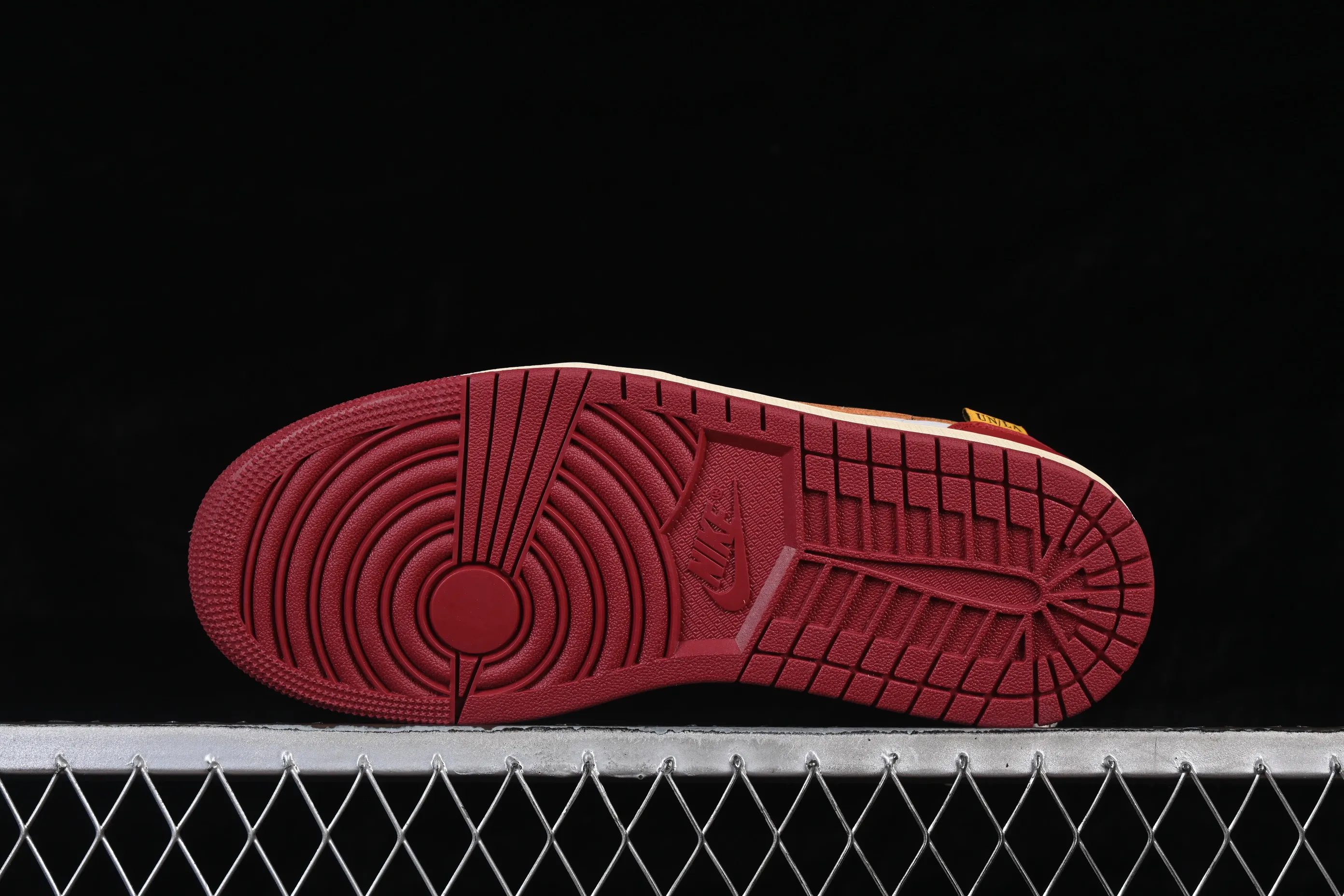 All categories Air Jordan Jordan series basketball shoes Air Jordan 1 Low Fragment Design x Union x Air Jordan 1 Hi Joe 1 Fujiwara Hirota Lightning low-top cultural casual sneakers HQ6998-106